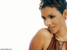  Halle Berry wallpaper